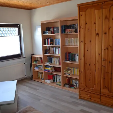 Gemuetliche Dachgeschosswohnung Daire