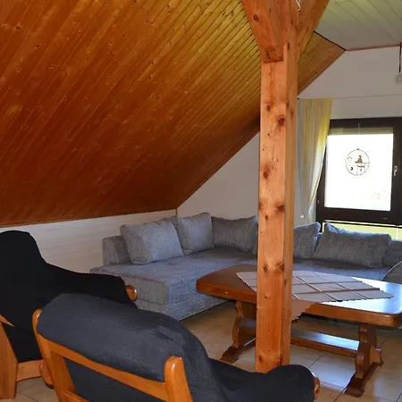 Gemuetliche Dachgeschosswohnung